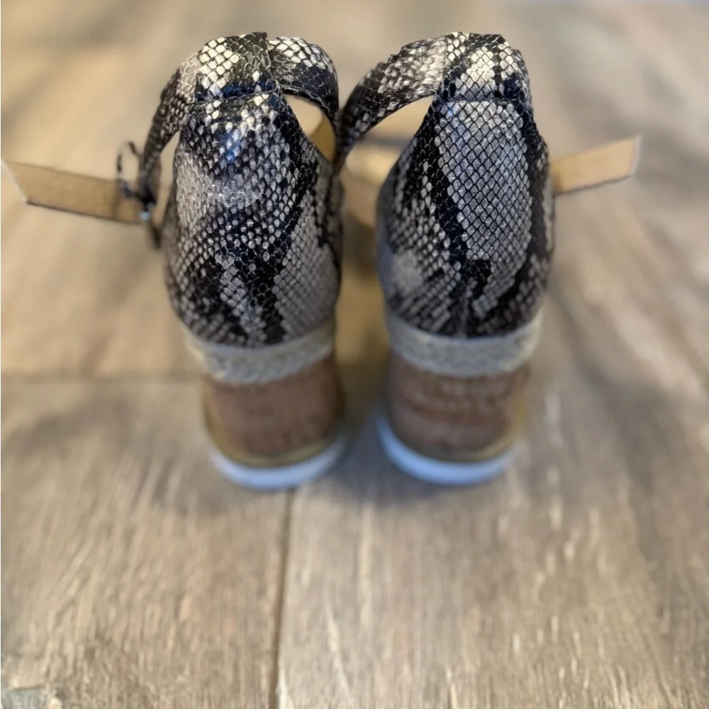 JustFab platform sandals